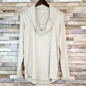 Gap Creamy Grey Heathered Sweater
